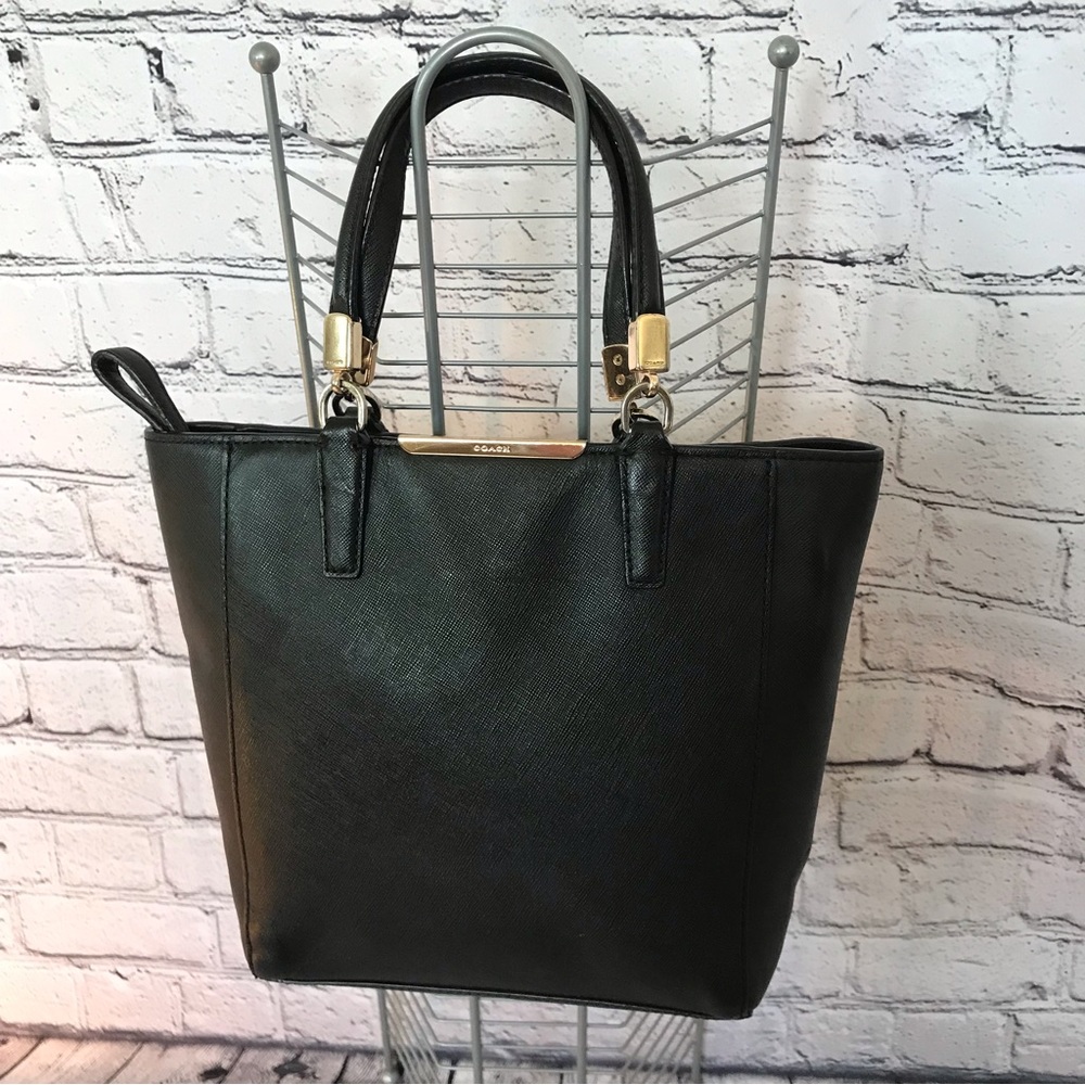Coach Madison Saffiano Leather Bag 29001